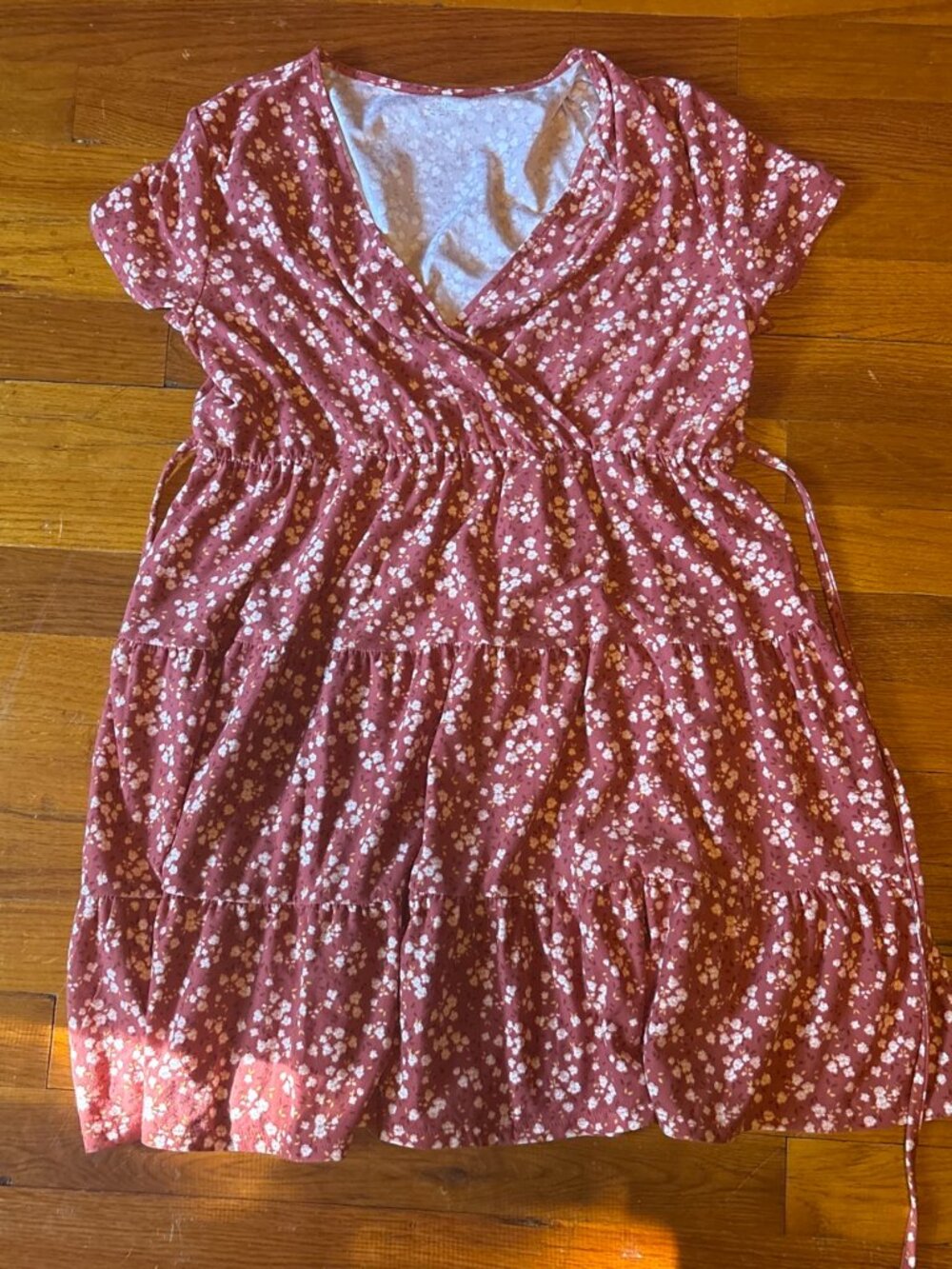 Summer floral dress with tie